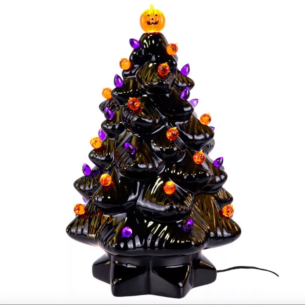 Mr. Halloween Haunted Halloween Tree Decorations
